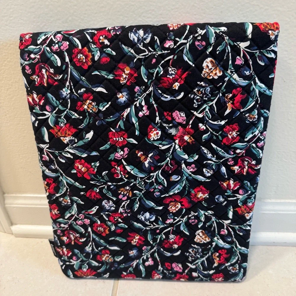 Vera Bradley Laptop/iPad Sleeve, Perrenial Noir